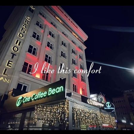 Grand Hotel فان المظهر الخارجي الصورة